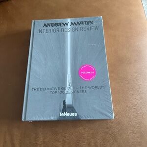Andrew Martin Interior Design Review Vol. 25.: The Definitive Guide to the World